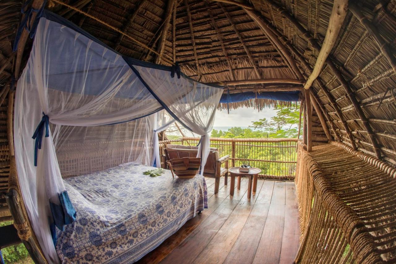 Chole Mjini Treehouses Lodge Utende Экстерьер фото