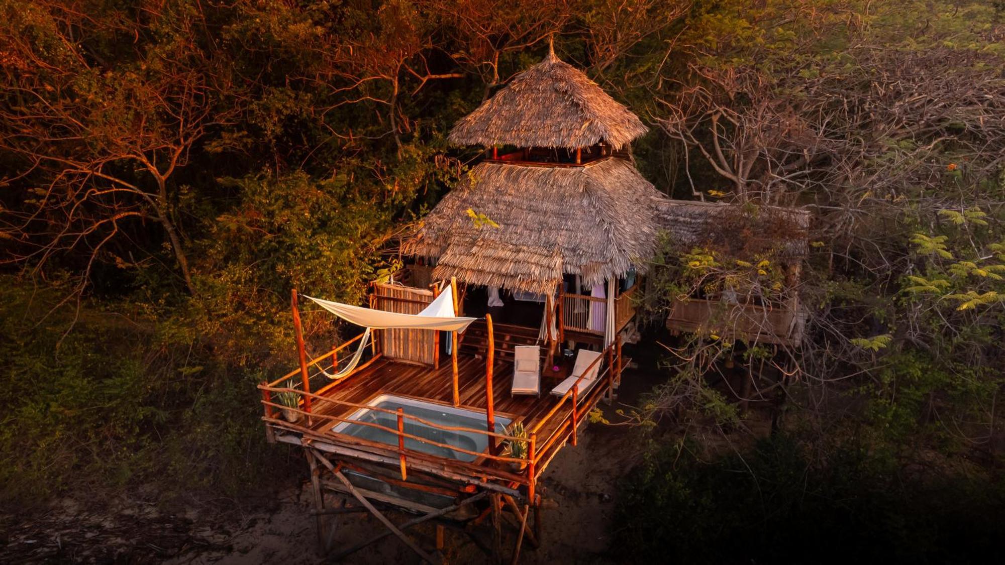 Chole Mjini Treehouses Lodge Utende Экстерьер фото